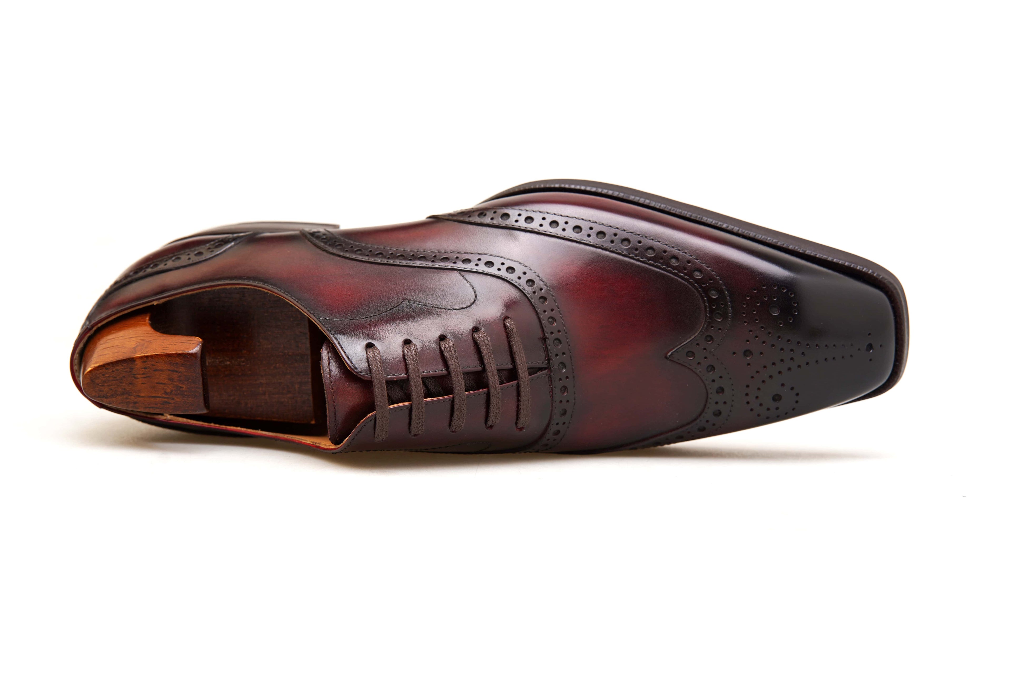 DELMORA Signature Wingtip Oxford